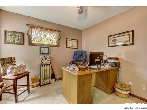 2632 Baronne, Springfield, IL 62704 photo 9