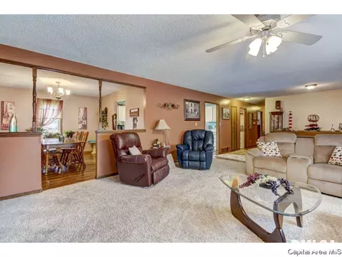 2632 Baronne, Springfield, IL 62704 photo 31