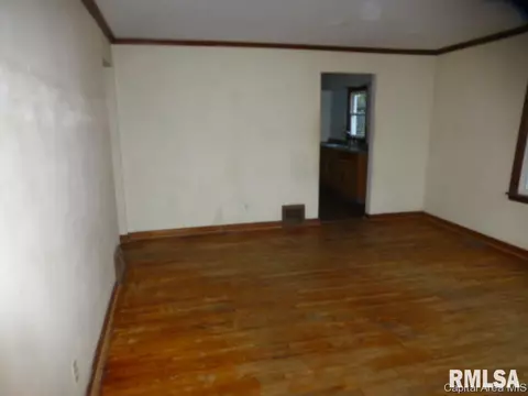 2241 S 13th St, Springfield, IL 62703 photo 3