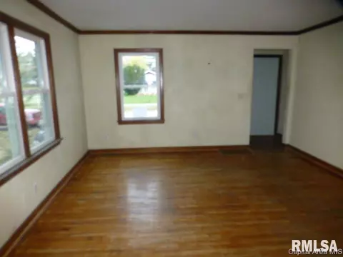 2241 S 13th St, Springfield, IL 62703 photo 2