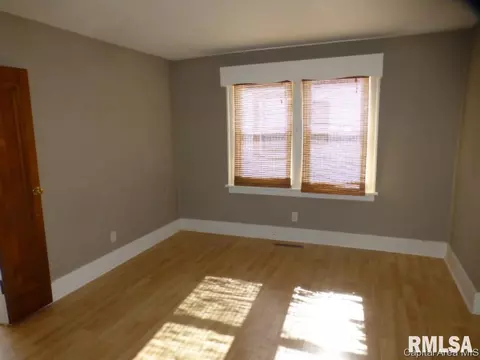 2418 Yale Blvd, Springfield, IL 62703 photo 4