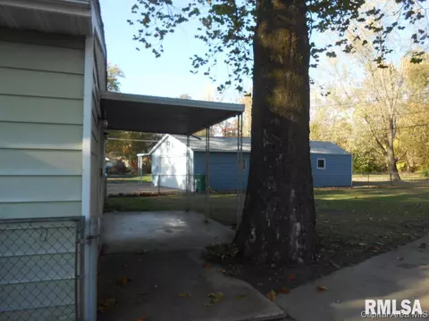 3073 Louise, Springfield, IL 62702 photo 10