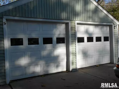 3073 Louise, Springfield, IL 62702 photo 8
