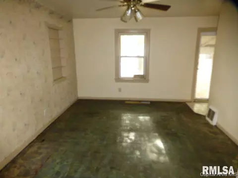 1505 E Wieland Ave, Springfield, IL 62702 photo 2