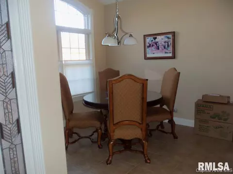 2306 Silver Stone Ct, Springfield, IL 62704 photo 8