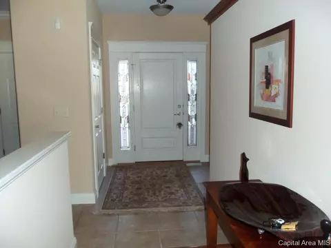 2306 Silver Stone Ct, Springfield, IL 62704 photo 4