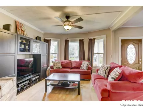 108 N State St, Springfield, IL 62702 photo 3