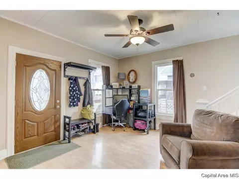108 N State St, Springfield, IL 62702 photo 8