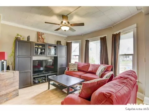108 N State St, Springfield, IL 62702 photo 5