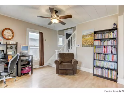 108 N State St, Springfield, IL 62702 photo 9