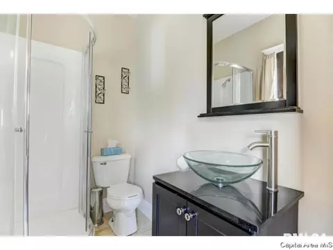 108 N State St, Springfield, IL 62702 photo 27