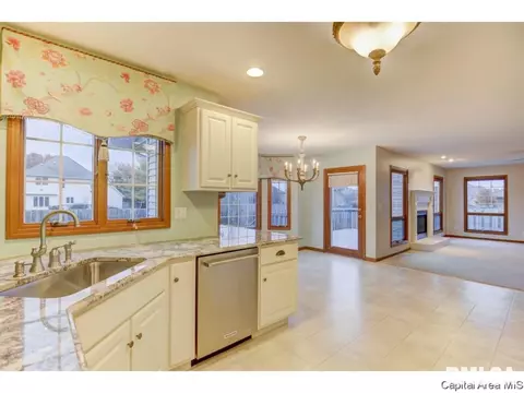 4001 Fielding Dr, Springfield, IL 62707 photo 11