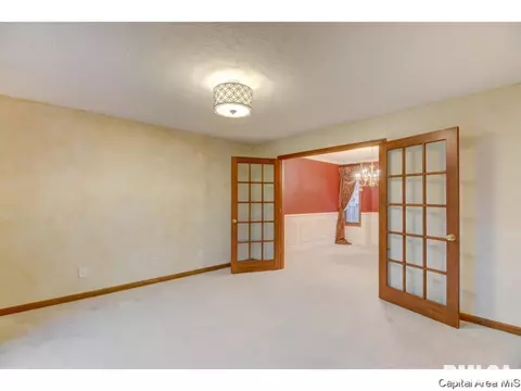 4001 Fielding Dr, Springfield, IL 62707 photo 5