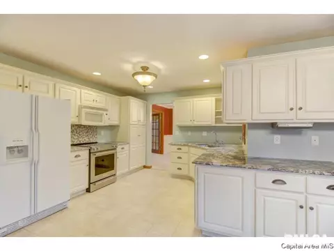 4001 Fielding Dr, Springfield, IL 62707 photo 10
