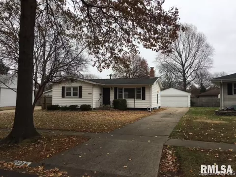 2316 Eastview Dr, Springfield, IL 62702 photo 3
