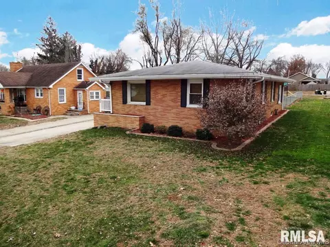 608 E Spaulding St, Riverton, IL 62561 photo 22