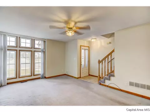 5100 Deerwood Lk, Springfield, IL 62703 photo 4