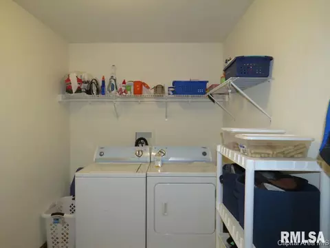 5221 Manhattan Dr, Springfield, IL 62711 photo 17