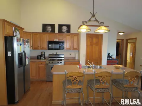 5221 Manhattan Dr, Springfield, IL 62711 photo 5