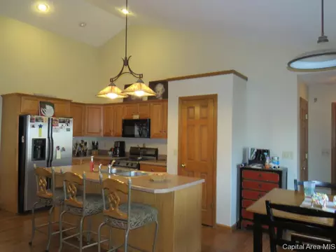 5221 Manhattan Dr, Springfield, IL 62711 photo 7