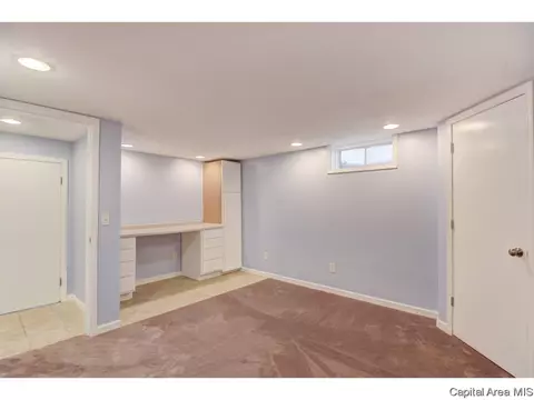 3160 Elmhurst, Springfield, IL 62704 photo 21