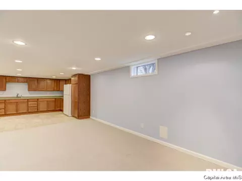 3160 Elmhurst, Springfield, IL 62704 photo 29