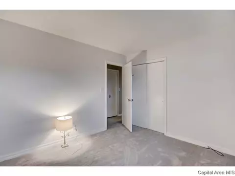 3160 Elmhurst, Springfield, IL 62704 photo 15