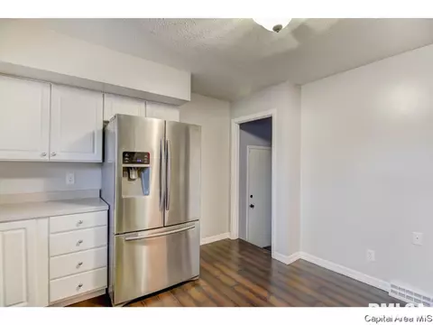 3160 Elmhurst, Springfield, IL 62704 photo 11