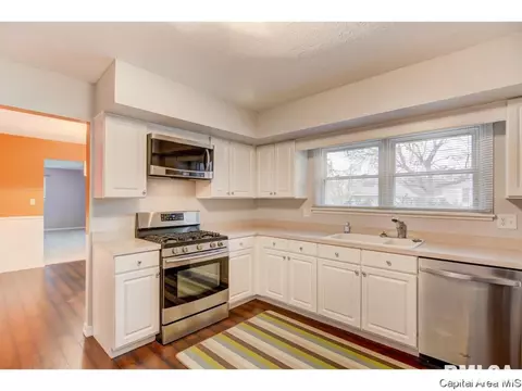 3160 Elmhurst, Springfield, IL 62704 photo 9