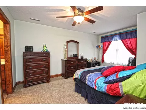 2210 Charlack Ave, Springfield, IL 62704 photo 15