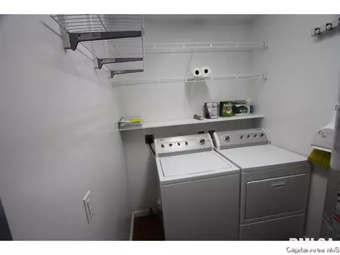 2500 Harbauer W, Springfield, IL 62702 photo 24