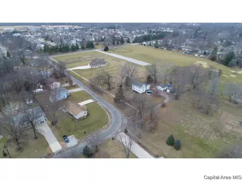 2500 Harbauer W, Springfield, IL 62702 photo 5