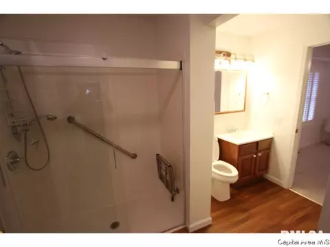 2500 Harbauer W, Springfield, IL 62702 photo 18