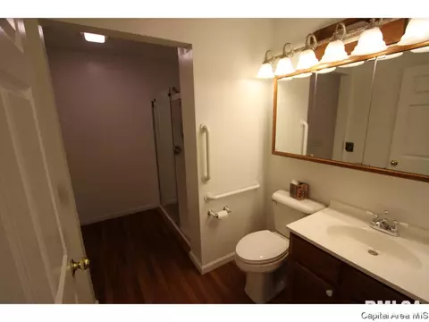 2500 Harbauer W, Springfield, IL 62702 photo 20