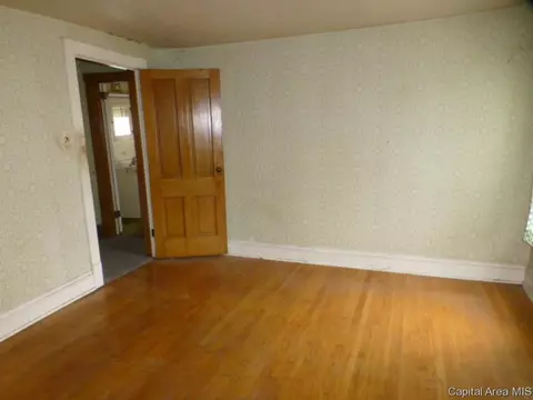1004 S 11th St, Springfield, IL 62703 photo 11