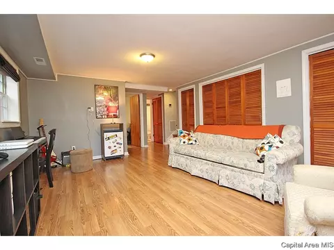 2006 Cambridge, Springfield, IL 62704 photo 15