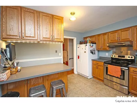 2006 Cambridge, Springfield, IL 62704 photo 8