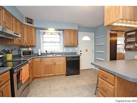 2006 Cambridge, Springfield, IL 62704 photo 10