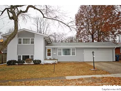2006 Cambridge, Springfield, IL 62704 photo 1