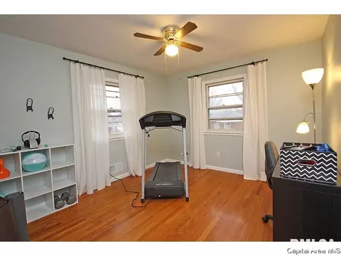 2006 Cambridge, Springfield, IL 62704 photo 22