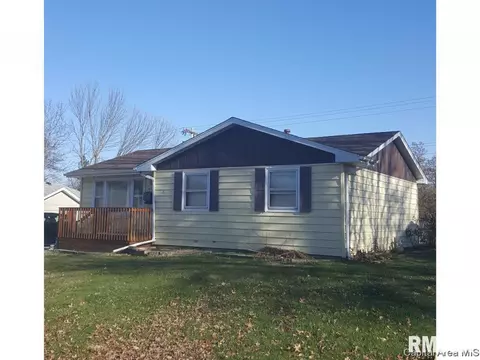 1422 Johnson Ln, Springfield, IL 62702 photo 1