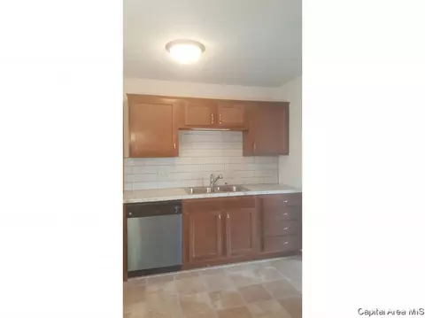 1422 Johnson Ln, Springfield, IL 62702 photo 8