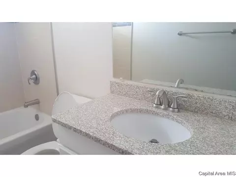1422 Johnson Ln, Springfield, IL 62702 photo 20