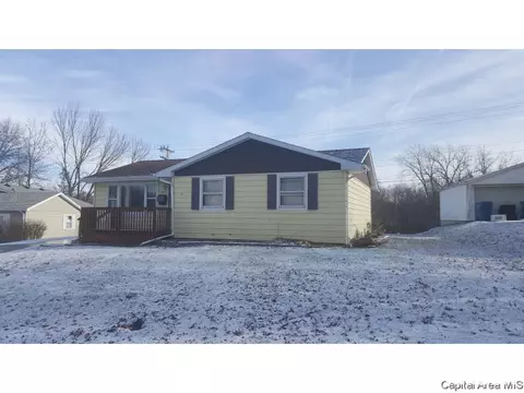 1422 Johnson Ln, Springfield, IL 62702 photo 2