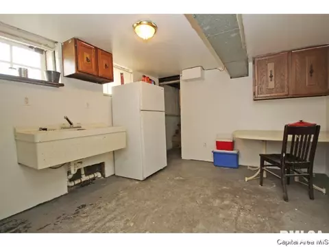 2319 N 15th St, Springfield, IL 62702 photo 23