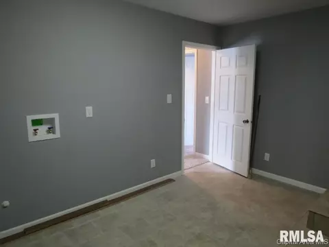 2161 E Reservoir St, Springfield, IL 62702 photo 13
