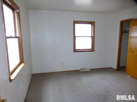1011 N 4th St, Springfield, IL 62702 photo 4