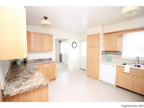 2908 Arlington Dr, Springfield, IL 62704 photo 10