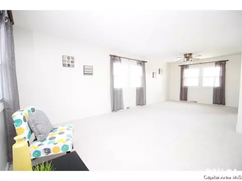 2908 Arlington Dr, Springfield, IL 62704 photo 5