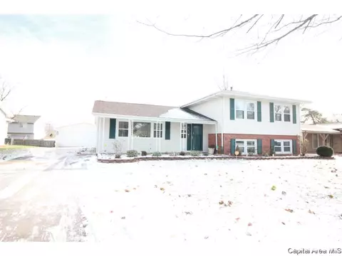 2908 Arlington Dr, Springfield, IL 62704 photo 1